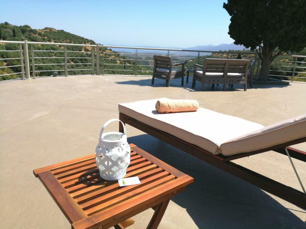 Villa Irini - Cretan Luxury Villa With Amazing View Paraspori  المظهر الخارجي الصورة