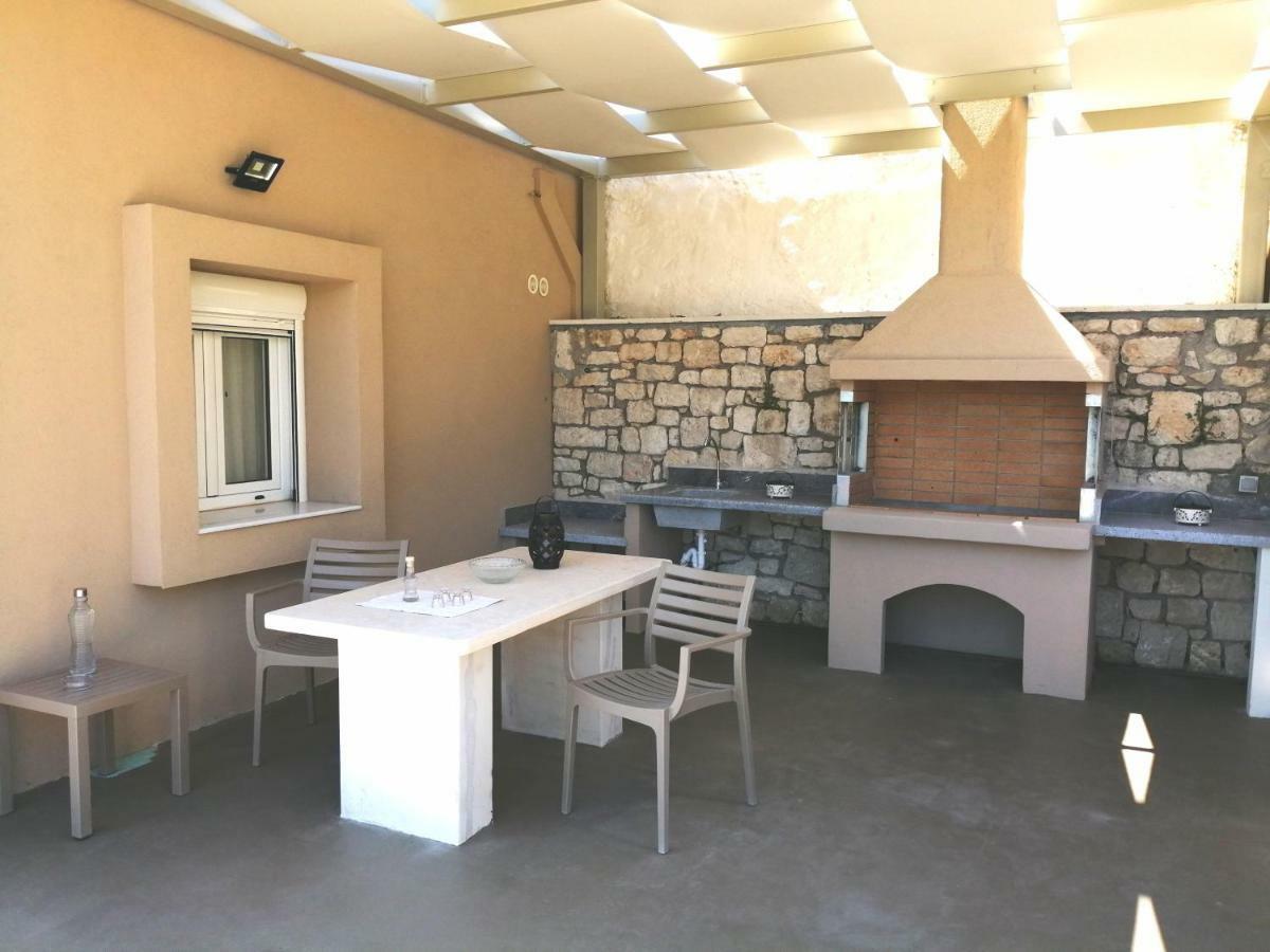 Villa Irini - Cretan Luxury Villa With Amazing View Paraspori  المظهر الخارجي الصورة